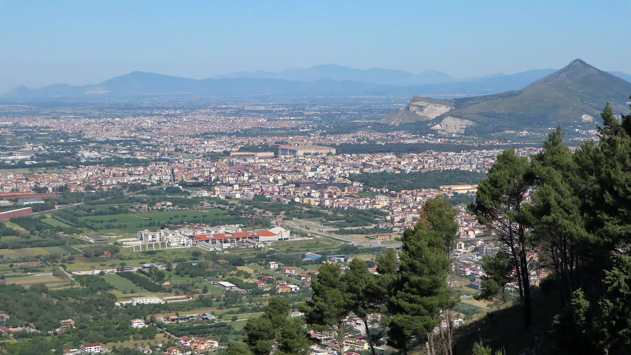 Caserta: SL rifornisce saloni in tutta la provincia