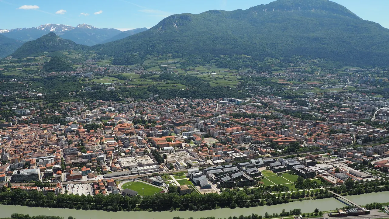 Trento: SL rifornisce saloni in tutta la provincia